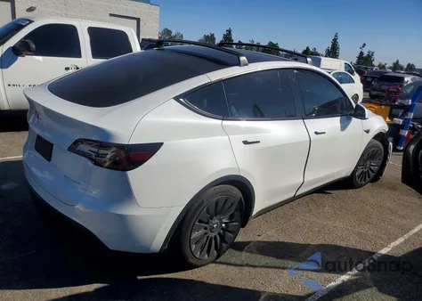 2021 Tesla Model Y z USA, uszkodzony, nr VIN 5YJYGDEE2MF294292